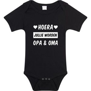 Bellatio Decorations - Rompertje - Zwart - Hoera Jullie Worden Opa en Oma - Babykleding 68
