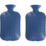 Set van 2x stuks warm/heet water bed/bank kruiken blauw ruit/ribbel 2 liter - Warmwaterkruiken