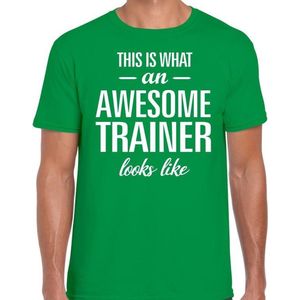 Shirt - Groen - Katoen - Bedrukking 'This is what an awesome trainer looks like'