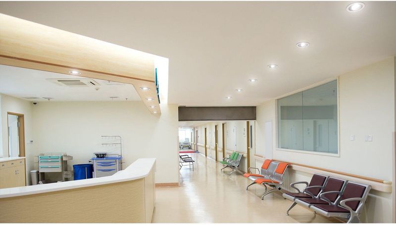 LED - PLC CorePro - Lamp - Warm Wit - 8.9W - 990lm - Vervangt 26W