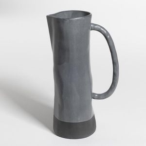 The Table atelier - waterkan - Ø 10 - 1,6L - keramiek - handgemaakt - zwart