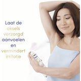 Dove - Advanced Care - Deodorant Spray - Calming Blossom - Met Vitamine B3