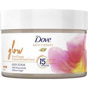 2+2 gratis: Dove Bath Therapy Glow Bodyscrub 295 ml