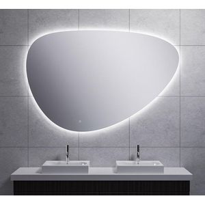 Wiesbaden Uovo Condensvrije LED Spiegel Dimbaar 80 x 55 cm.