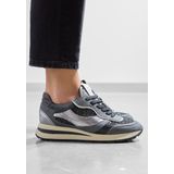 Piedi Nudi Ora 08.05