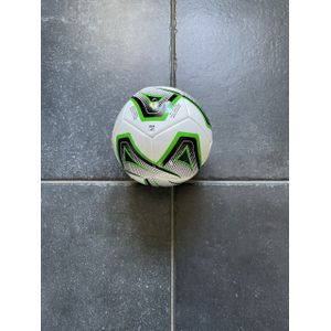 SoccerConcepts Mini Bal - Voetbal - Maat 2 - Groen en wit - Omvang 15cm