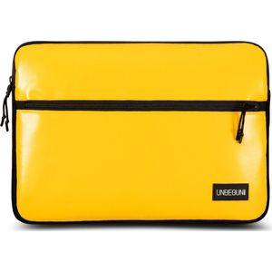 MacBook Pro 16 inch case met vak (van gerecycled materiaal) - Gele laptop sleeve/hoes voor de MacBook Pro 16 inch M3 (2023/2024)