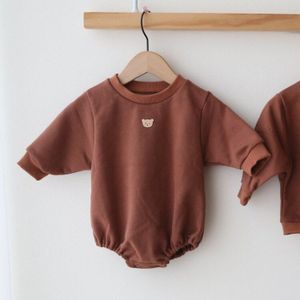 Stijl Baby Een Stuk Pak Herfst Katoen Losse Romper Jongen Baby Romper Onesie Baby Driehoek Een Stuk