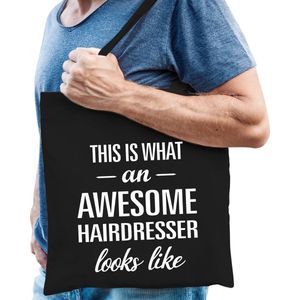 Awesome hairdresser / geweldige kapper cadeau katoenen tas zwart voor heren - kado tas /  beroepen / tasje / shopper
