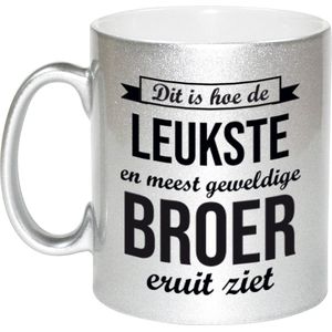 Leukste en meest geweldige broer cadeau mok / beker zilverglanzend 330 ml