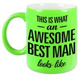 Neon groene awesome best man cadeau mok / beker voor je getuigen 330 ml