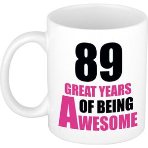 89 great years of being awesome mok wit en roze - cadeau mok / beker - 29e verjaardag / 89 jaar