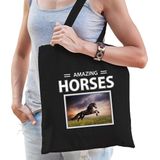 Dieren Zwart paard foto tas katoen volw + kind zwart - amazing horses - kado boodschappentas/ gymtas / sporttas - Zwarte paarden