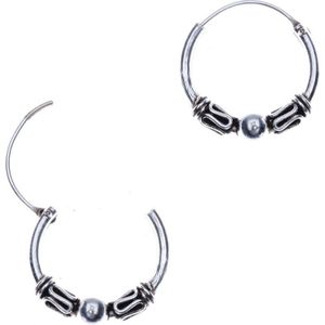 Zilveren Bali hoops slingertjes en bolletje, 18 mm