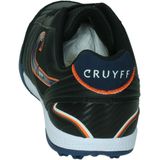 Cruyff libra foundation tf in de kleur zwart.