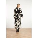 Smashed Lemon Maxi jurk met graffische bloemenprint in zwart en off-white |
