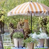 In The Mood Collection Osborn Parasol - H238 x �220 cm - Bruin
