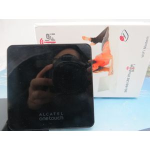 Goedkoopste Originele Unlock HSPA + 21.6 Mbps Alcatel One Touch Y600 Draagbare 3G Draadloze Router Met Sim-kaartsleuf