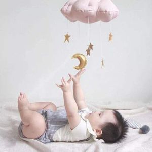 Baby Kids Beddengoed Rammelaars Opknoping Ornament Slaapkamer Crib Muur Decor Wolken Golden Moon Sterren Stijl Foto Props Speelgoed