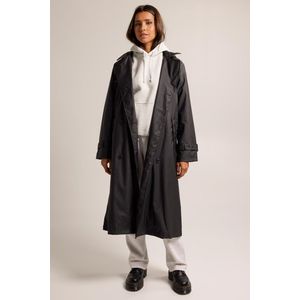 America Today Joan Dames Regenjas