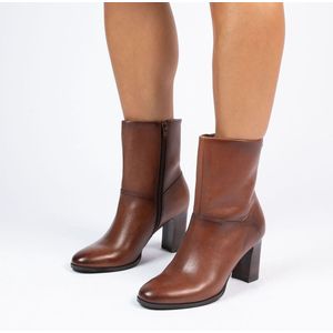 Manfield - Enkellaarsjes - Bruin - Leer - Hak 8 cm