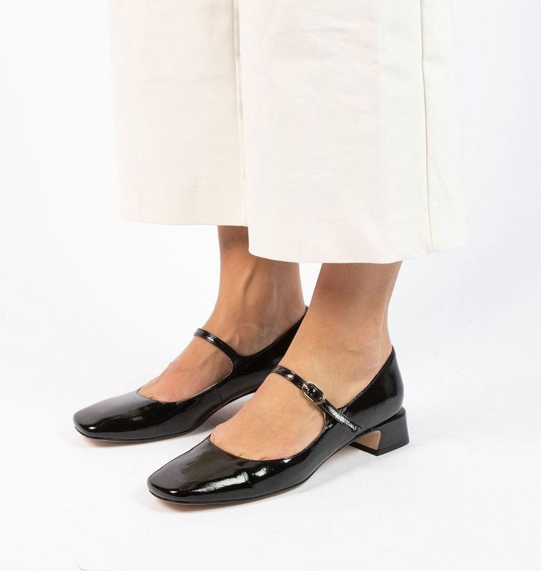 Manfield - Mary Jane Pumps - Zwart - Lakleer