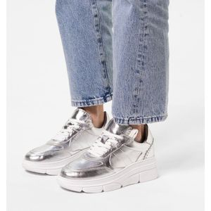 Manfield - Chunky Leren Sneakers - Zilver - Vetersluiting - Chunky Zool
