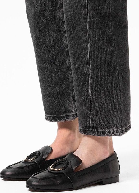 Manfield - Zwarte Loafers - Leer - Gouden Detail
