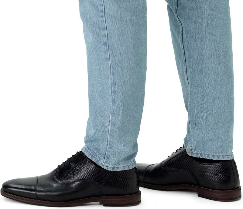 Manfield - Veterschoenen - Zwart - Leer