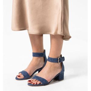 Blauwe suède sandalen met hak