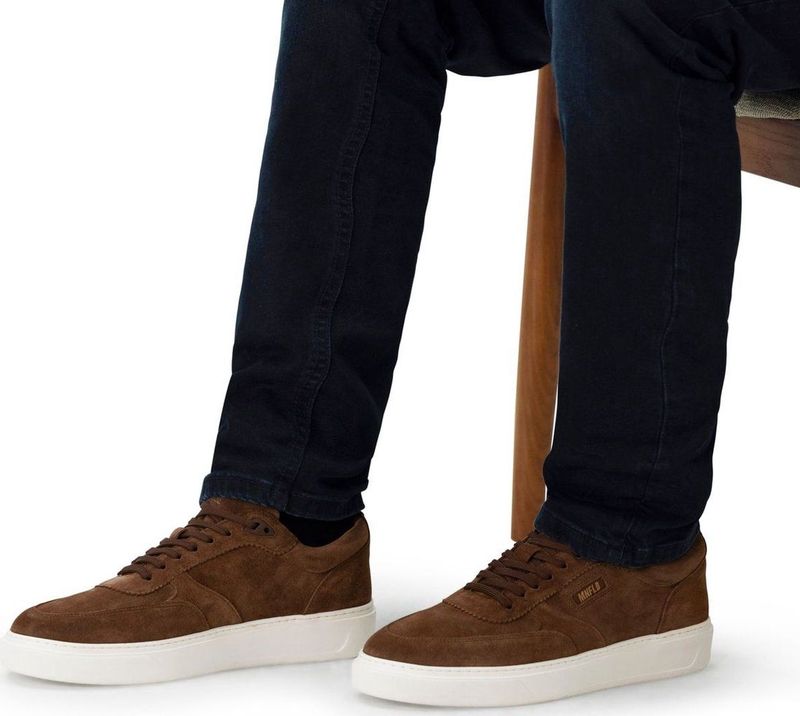 Manfield - Heren - Bruine suède sneakers - Maat 42