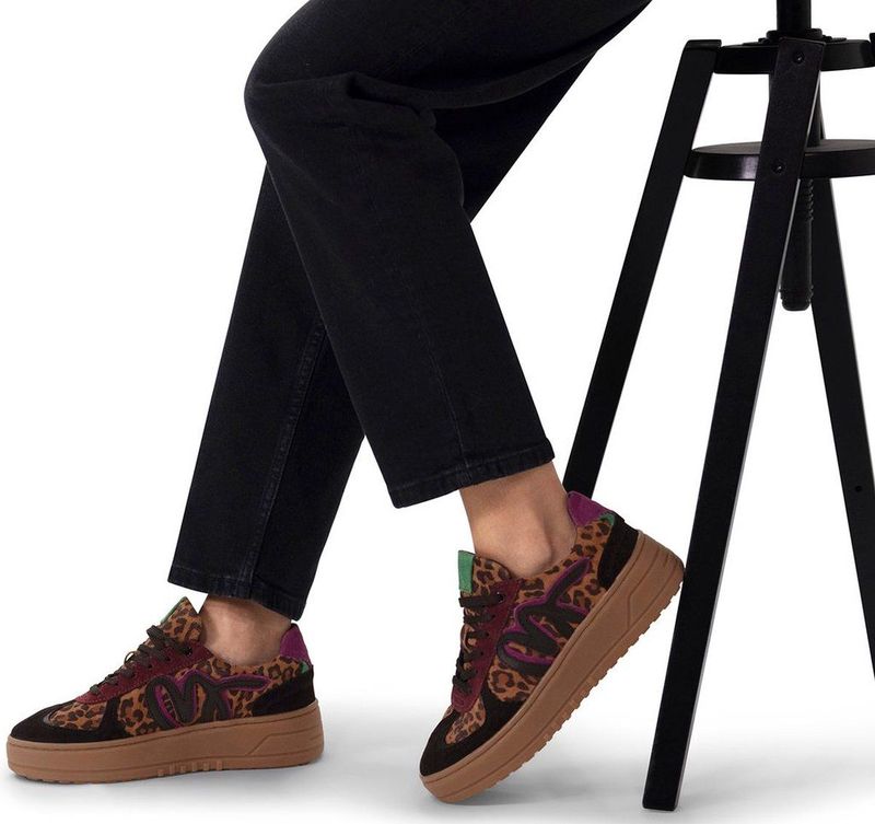 Manfield - Dames - Zwarte leren panter sneakers