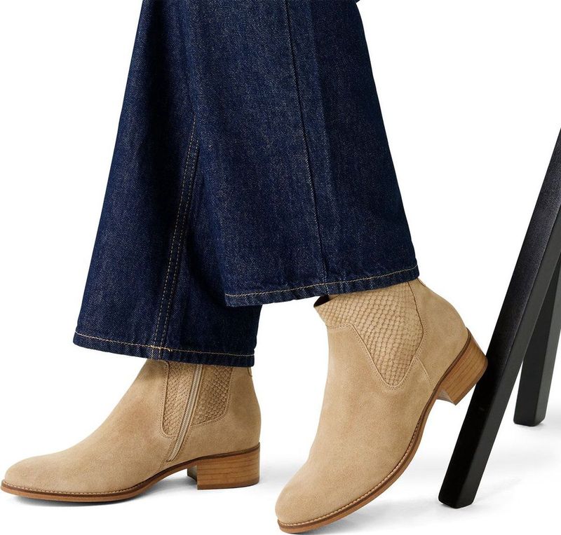 Manfield - Dames - Enkellaarsjes - Beige - Suède