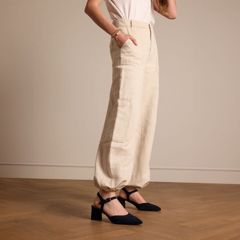 Manfield - Zwarte Slingback Pumps - Suède - Blokhak 6 cm