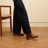 Manfield - Cognac Leren Enkellaarsjes - Met Hak - Ronde Neus - Ritssluiting