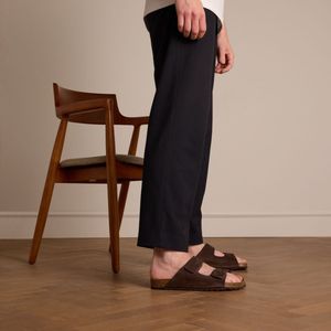 Manfield - Suède Slippers - Bruin - Klittenbandsluiting - Platte Zool