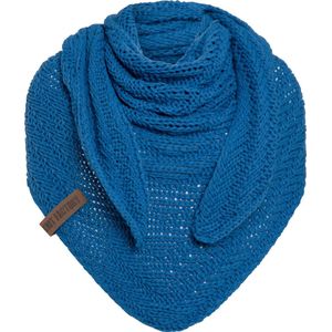 Knit Factory Sally Gebreide Omslagdoek - Driehoek Sjaal Dames - Dames sjaal - Wintersjaal - Stola - Wollen sjaal - Blauwe sjaal - Cobalt - 220x85 cm - Grof gebreid