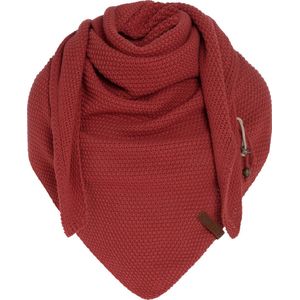 Knit Factory Coco Gebreide Omslagdoek - Driehoek Sjaal Dames - Dames sjaal - Wintersjaal - Stola - Wollen sjaal - Rode sjaal - Baked Apple - 190x85 cm - Inclusief sierspeld