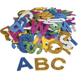 390x stuks Zelfklevende hobby/knutsel foam/rubber letters met glitters