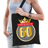 This Queen is 60 verjaardag cadeau tas zwart voor dames - Feest Boodschappentassen