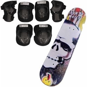 Set van skateboard 81 cm met doodskop print/valbescherming maat L- 9 tot 10 jaar/buitenspeelgoed