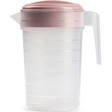 Waterkan/sapkan transparant/roze met deksel 2 liter kunststof - Smalle schenkkan die in de koelkastdeur past