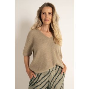 Claudia Sträter pullover trui camel fijn gebreid