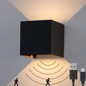 Auraglow Draadloze PIR Bewegingssensor LED Striplamp - 1 Meter, 30 LEDs, Oplaadbaar | Perfect Voor Kasten, Trappen & Garderobes