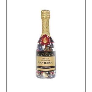 Snoep - Champagnefles - Gewoon omdat ik van je hou - Gevuld met verpakte Italiaanse bonbons - In cadeauverpakking met gekleurd lint