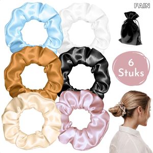 Fain Luxe Scrunchies Satijn – 6 Stuks – Incl. Opbergzakje – Haarspeldjes Meisjes – Haarelastiekjes – Haardonut – Haarelastiekjes zonder metaal – Scrunchies Pack – Haarwokkel – Zwart – Haarelastiekjes Dames