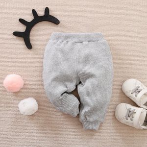 Nezr® Newborn Baby Kleding Broek - Jongens en Meisjes Broek - Kraamcadeau - Babyshower Cadeau - 0-3 Maanden