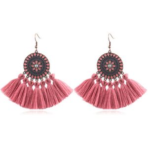 Bohemian Ibiza oorbellen hangers met katoenen kwastjes kleur donkerroze