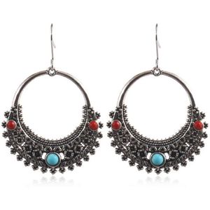 Ronde zilverkleurige dames oorbellen met multicolor steentjes