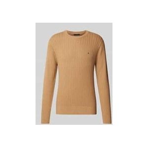 Slim fit gebreide pullover met visgraatstructuur